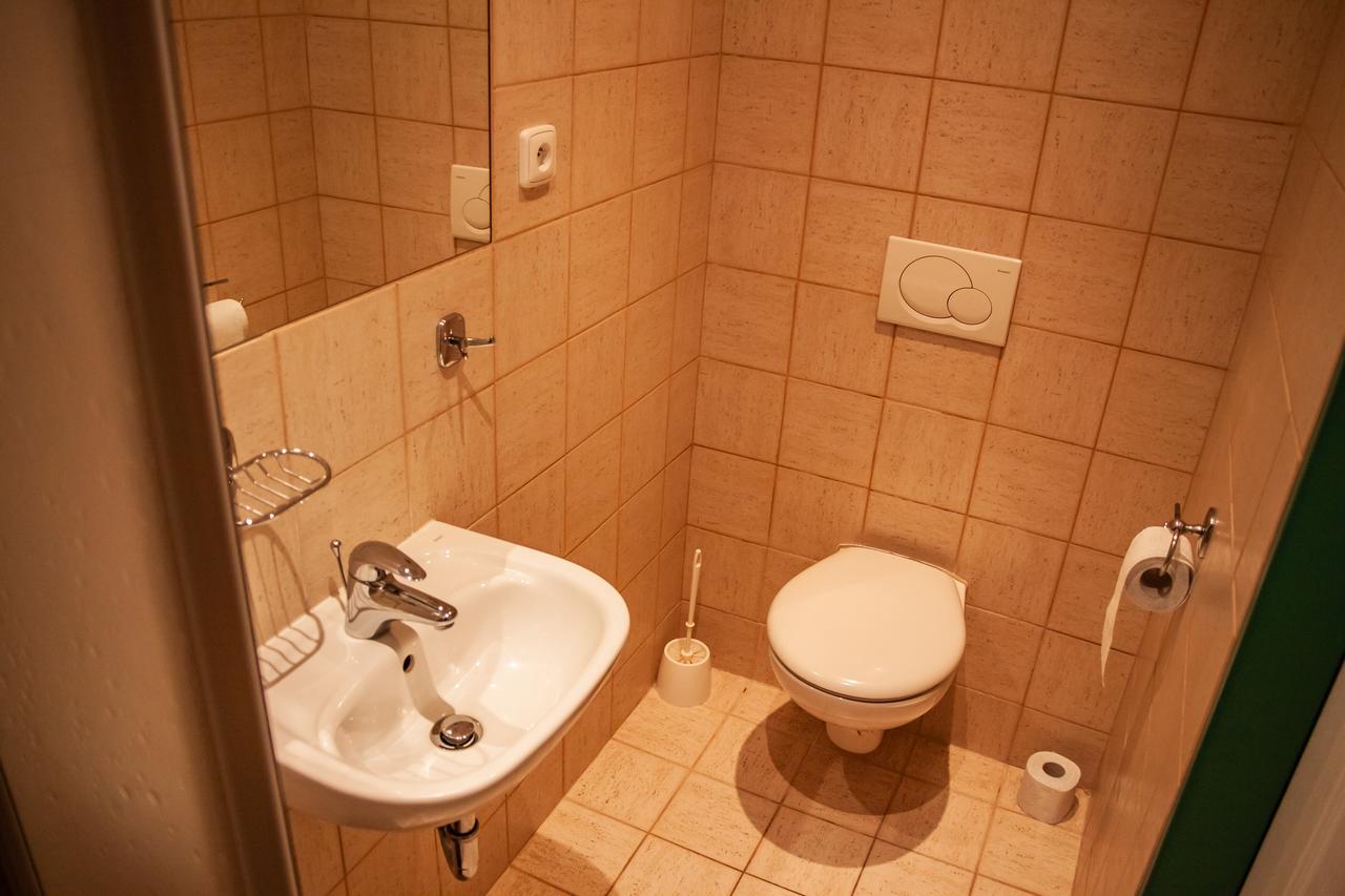 Hotel Sunflower Prag Exterior foto
