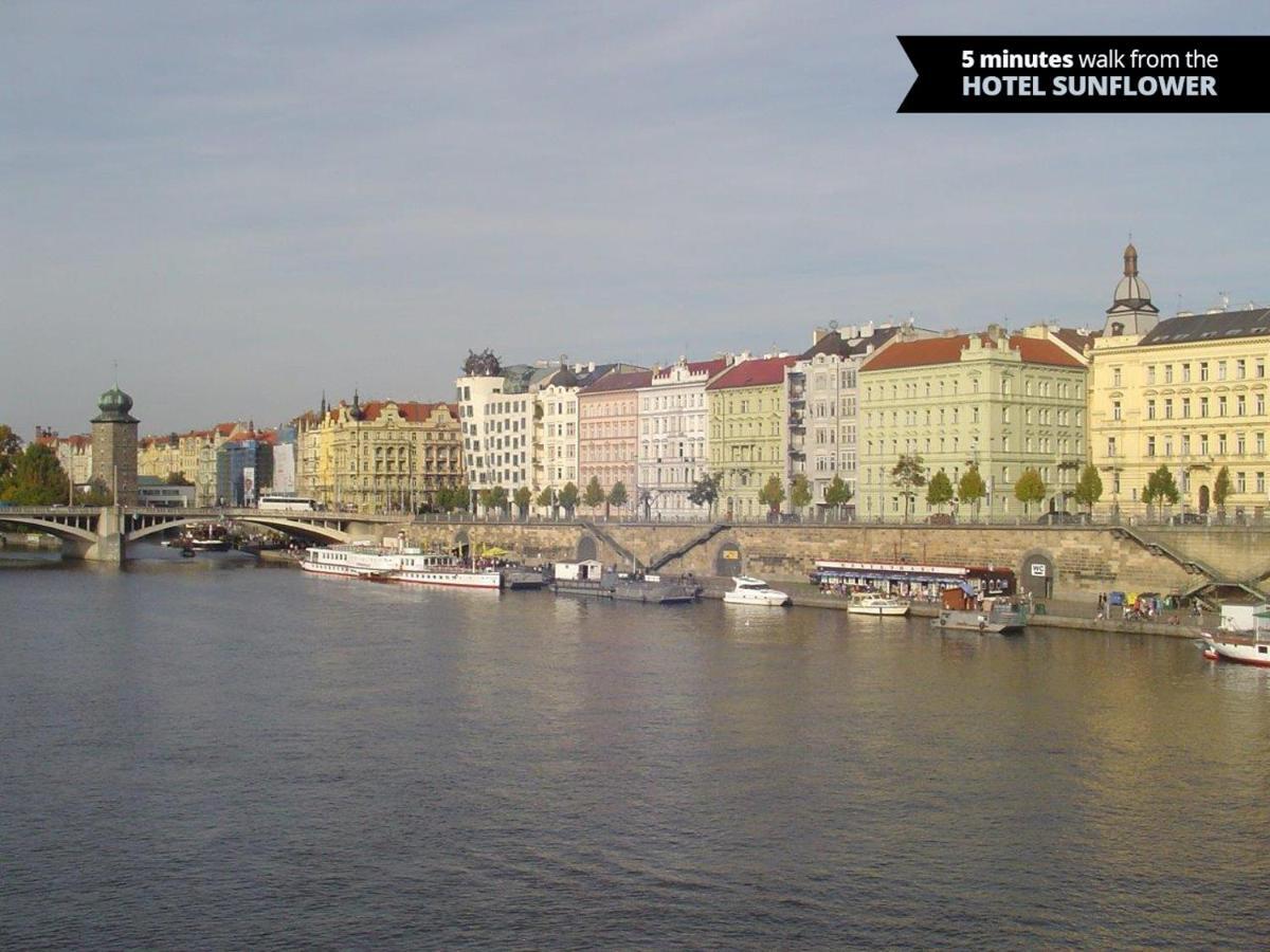 Hotel Sunflower Prag Exterior foto